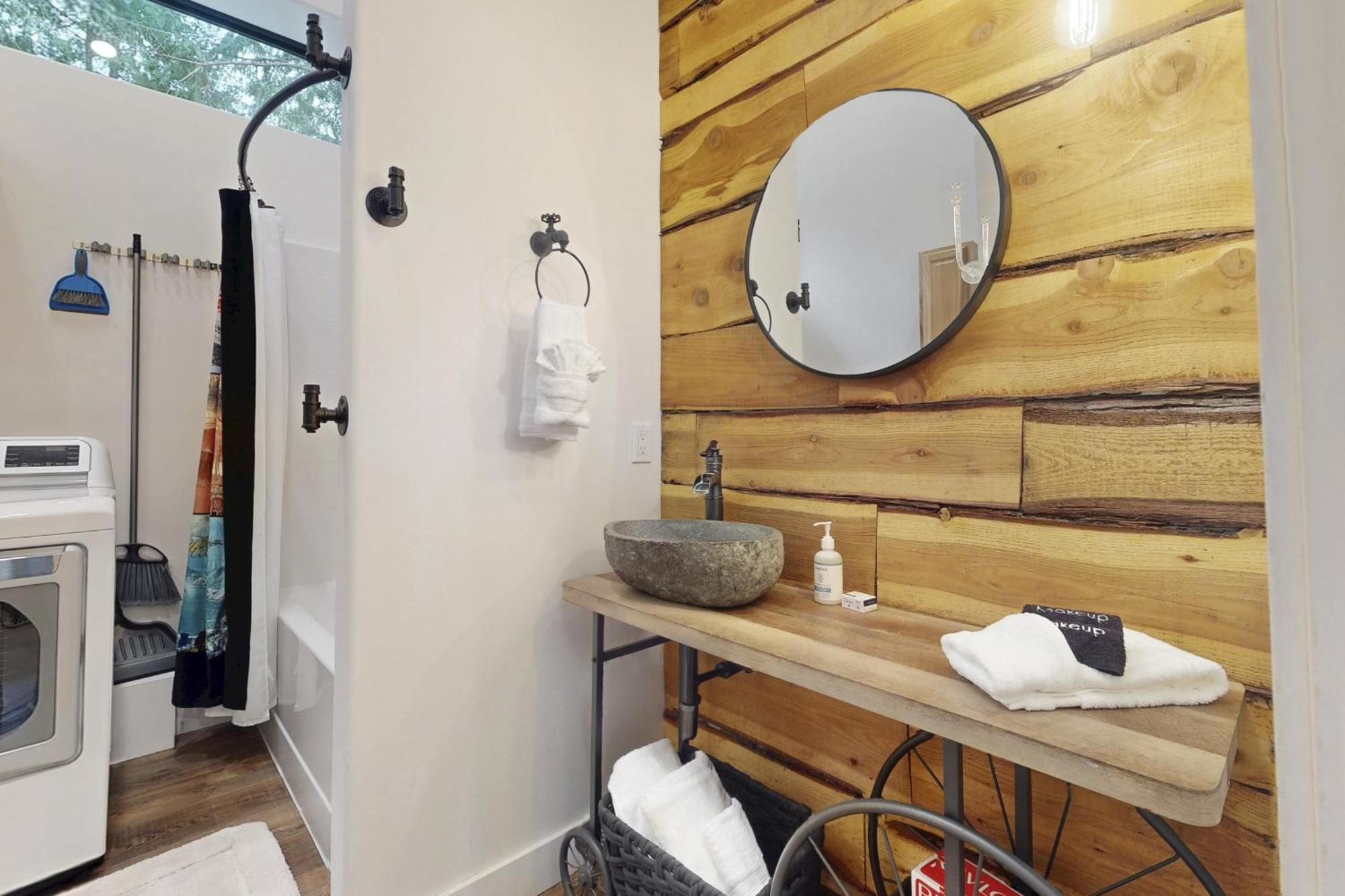 Tides & Timber Aparthotel Sequim Exteriör bild