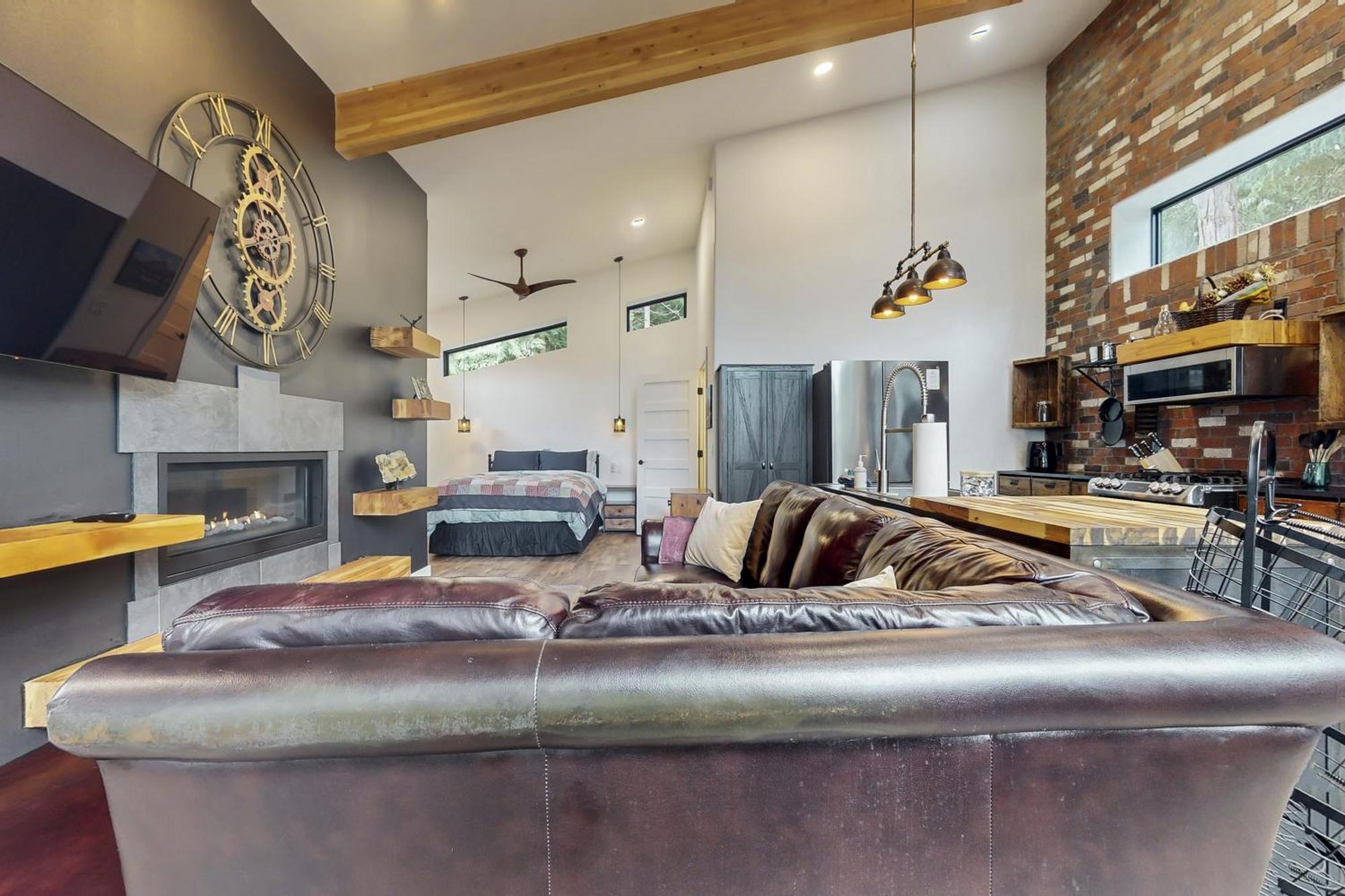 Tides & Timber Aparthotel Sequim Exteriör bild