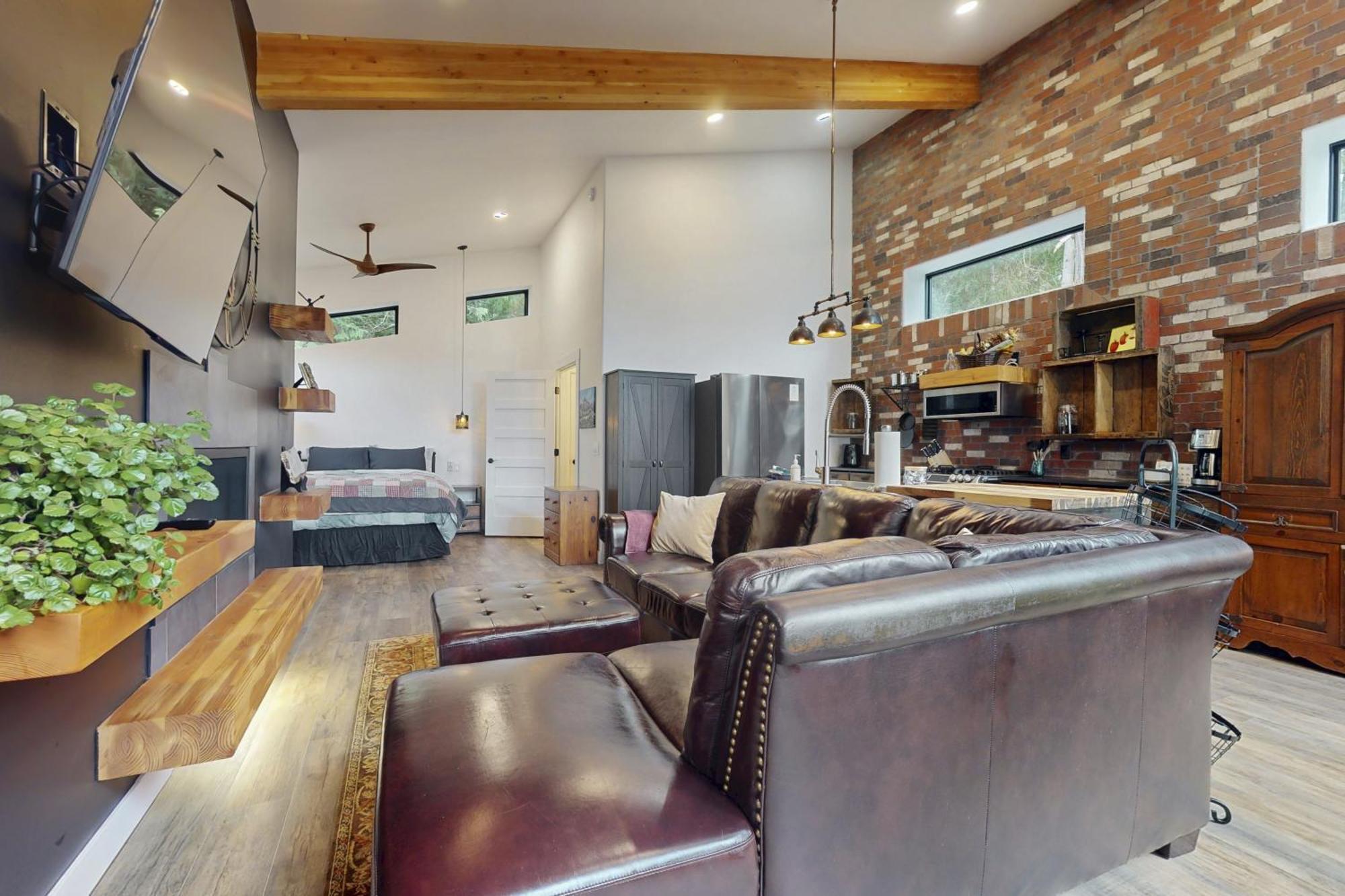 Tides & Timber Aparthotel Sequim Exteriör bild